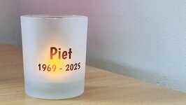 waxinelichthouder van mat glas (Zelf personaliseren)