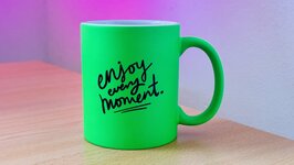 Mok neon 'enjoy every moment'